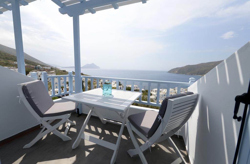 The Big Blue Hotell Ormos Aigialis Rom bilde